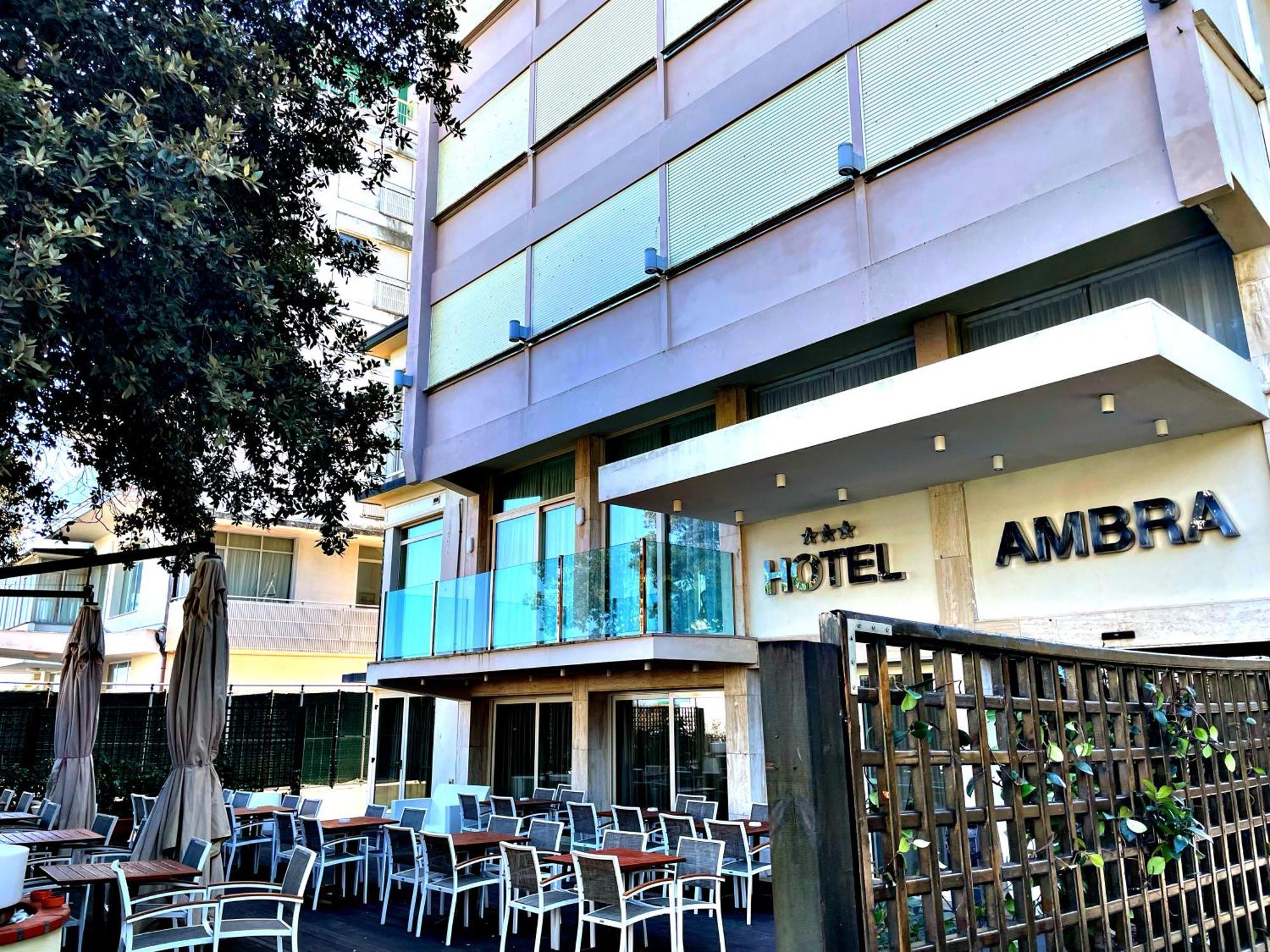 Hotel Ambra Milano Marittima Exteriör bild
