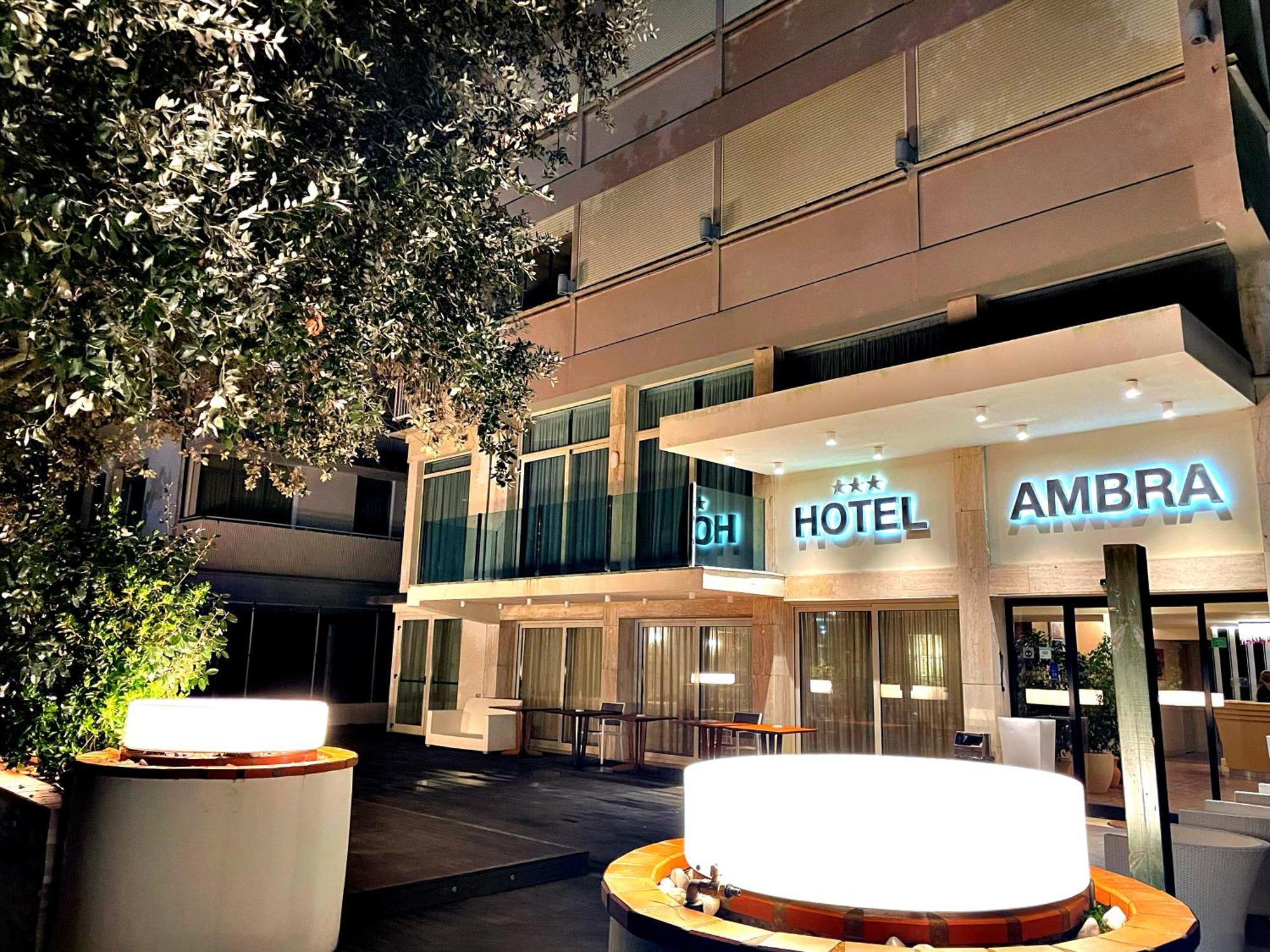 Hotel Ambra Milano Marittima Exteriör bild