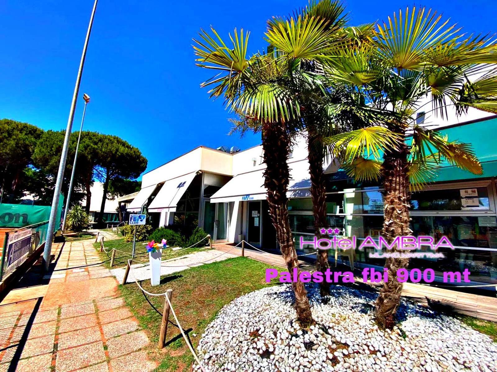 Hotel Ambra Milano Marittima Exteriör bild