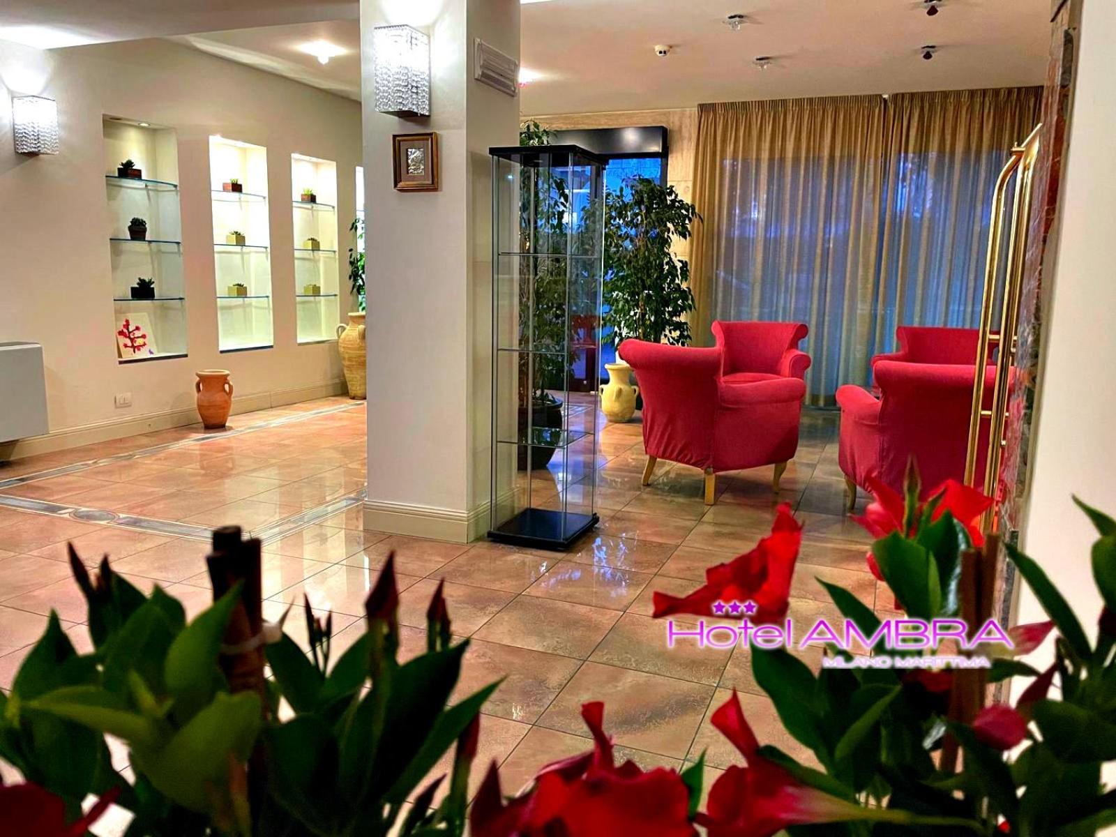 Hotel Ambra Milano Marittima Exteriör bild