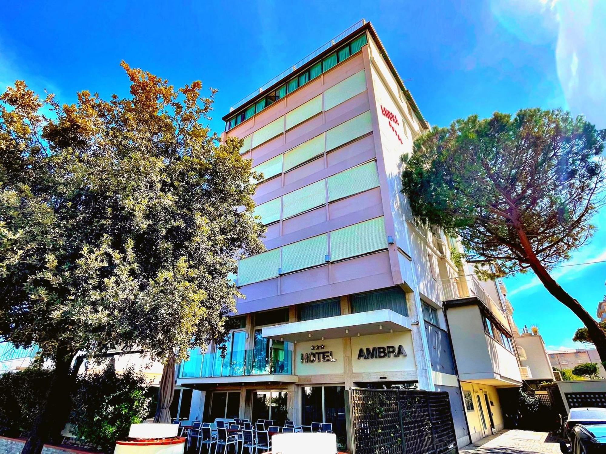Hotel Ambra Milano Marittima Exteriör bild